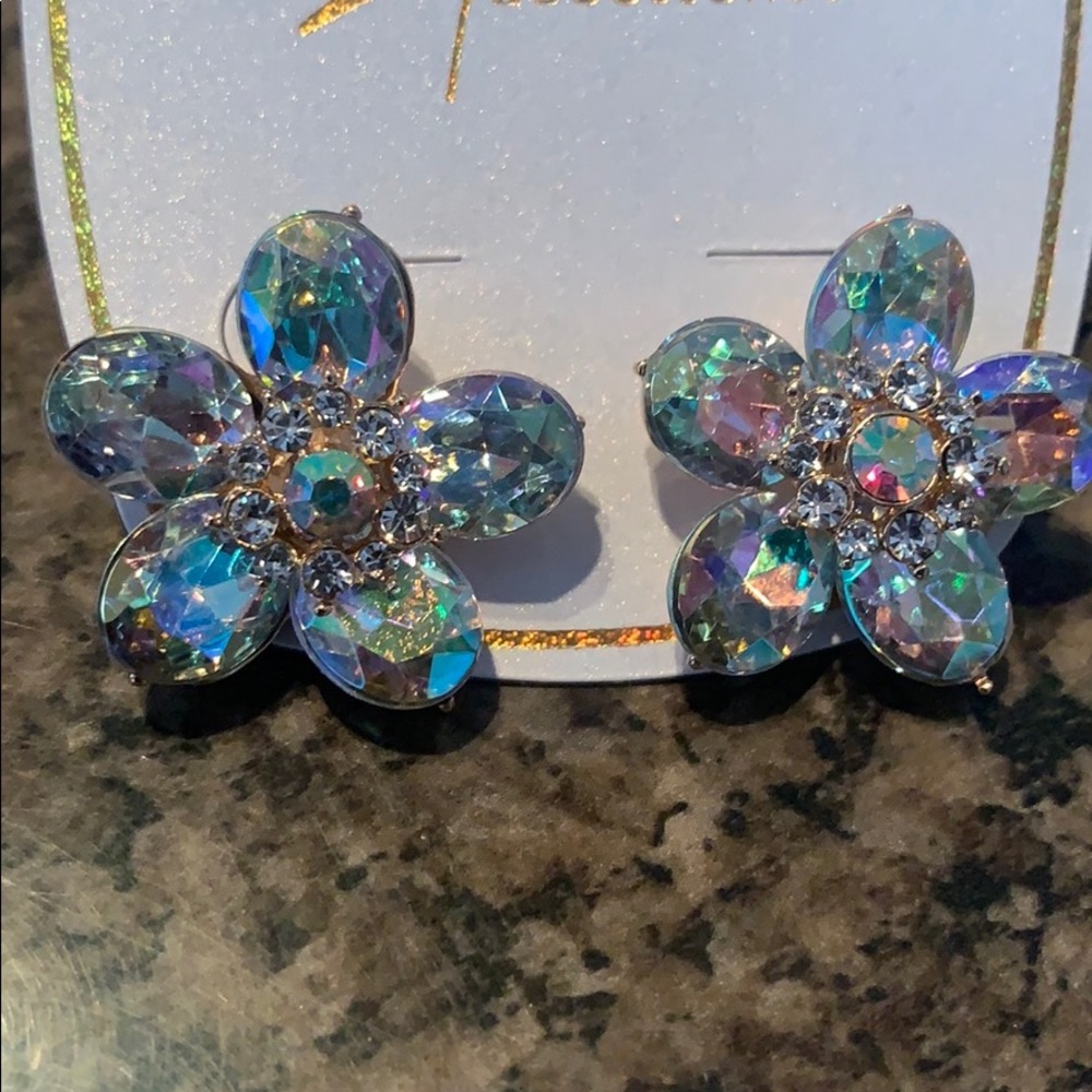 Flower iridescent earrings